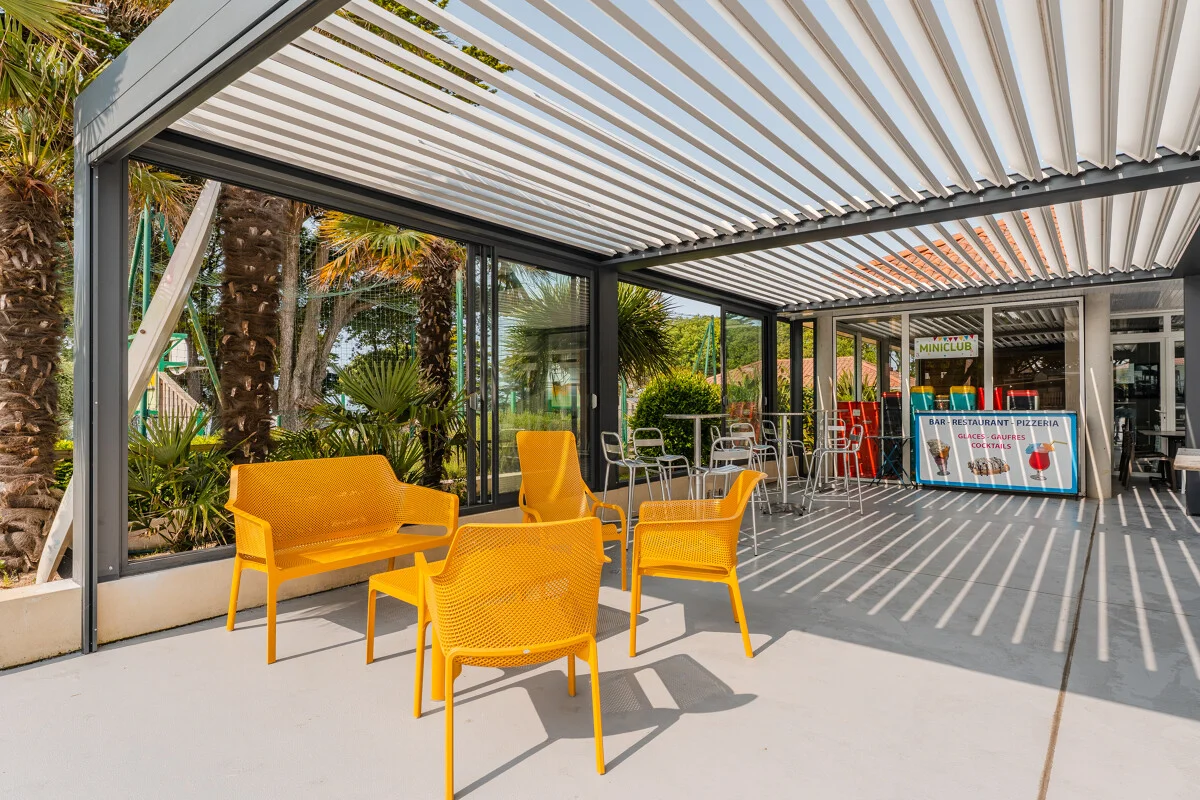 storm-pro-pergolasGRideau_PERGOLA_BIOCLIMATIK_2025_MYPHOTOAGENCY--5-