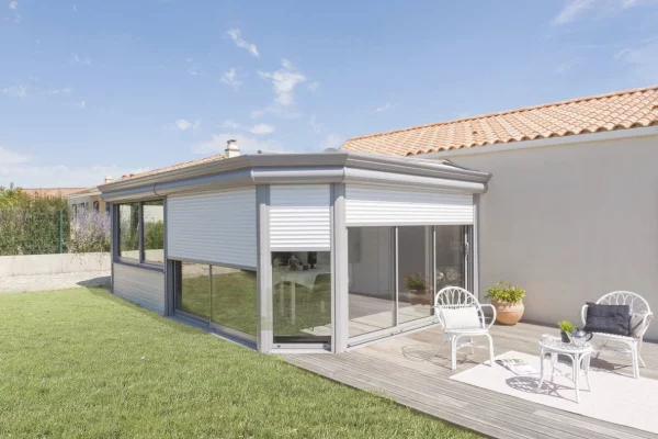 195-VRIDEAUELEGANZVOLETS2017GARNIER7809jpg1200pxJPG_61f12d748fd29