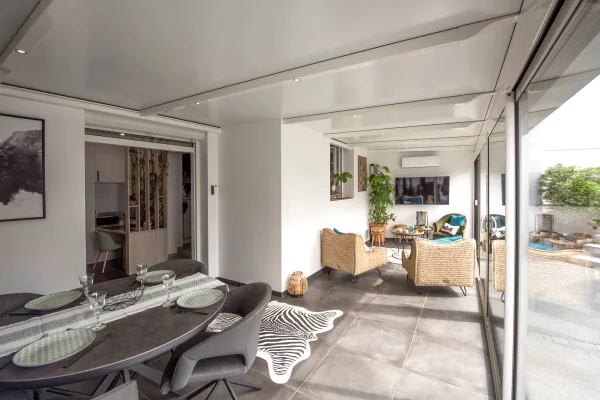 213-VRIDEAUESPRIT2020AUVINET8543jpg1200pxJPG_61f152b11512d