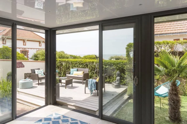 266-VRIDEAUESTHETE2017GARNIER300RVB1jpg1200px1JPG_6228b29d3610f