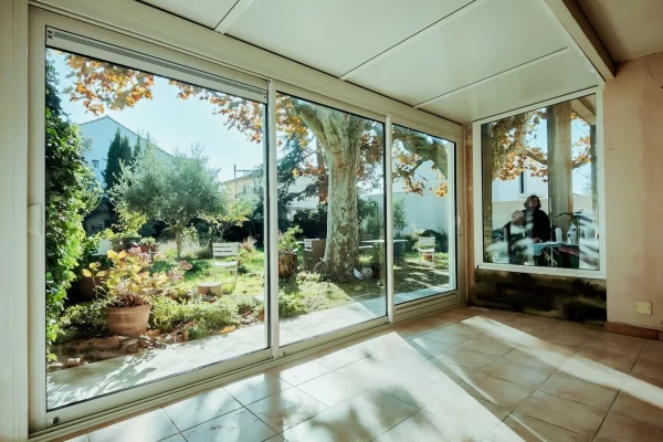 611-0dc230559045504084c6054f94688159